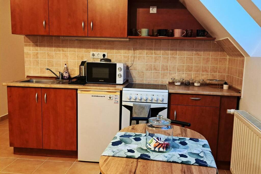 Zoeld Orom Apartman Lakas God Exterior photo